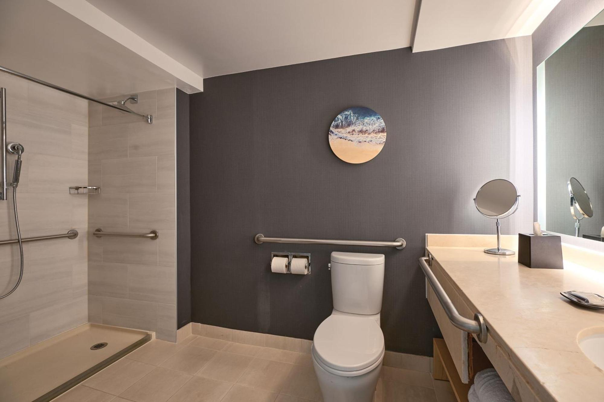 Deluxe, Guest room, 2 Queens,1550891278:JPEG